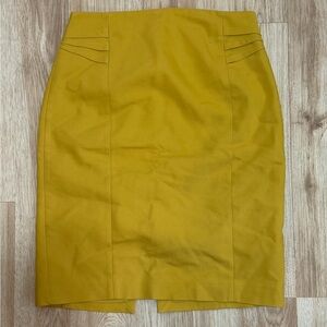 Express mustard, yellow pencil skirt women’s size 2